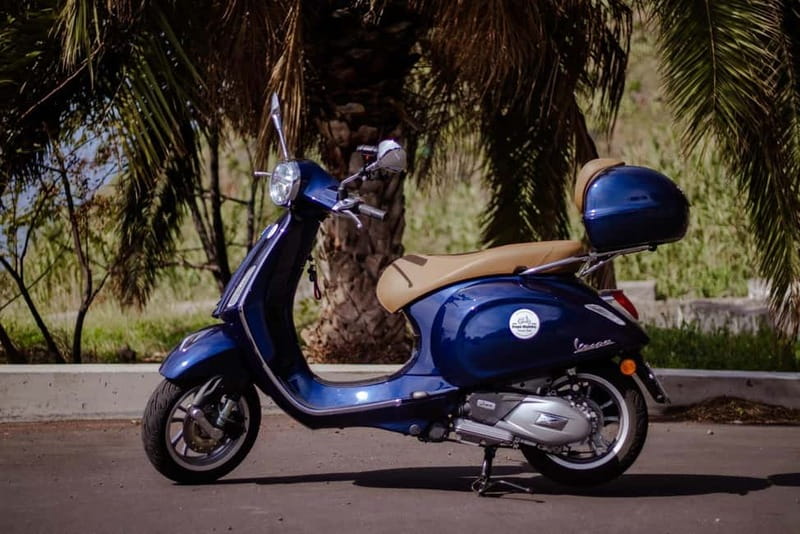 Private Vespa Tour Nun´s Valley,Câmara Lobos,CaboGirão(4hrs) - Why the private setup matters (especially with Miguel)