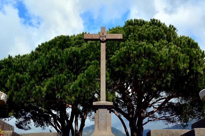 Scenic Route - Nuns Valley Tour - Small-group comfort: how to avoid the “too cramped” surprise