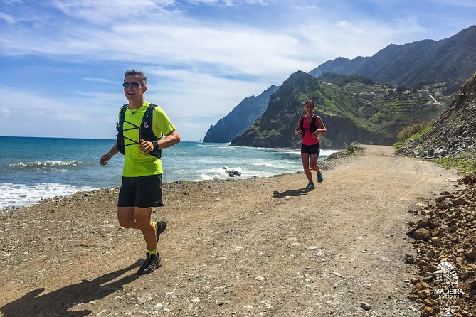 Sea 2 Mountain Running Tour (Moderate-Hard) - 5 km to about 900 m: The climb that sets the tone