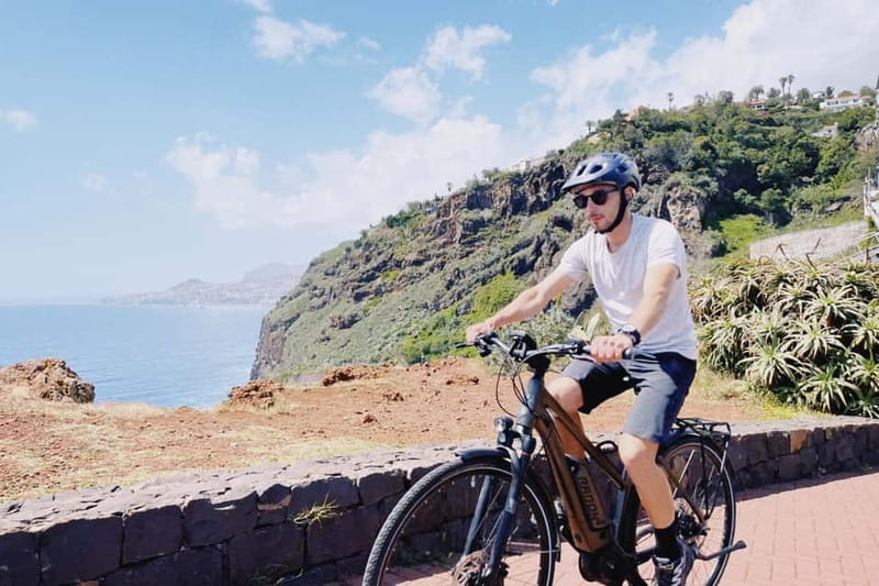 "Self-Guided" E-Bike Road Tour from Funchal to Garajau - Ponta do Garajau and the Cristo Rei Viewpoint Break