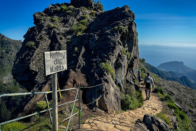 Stairway to Heaven: Pico do Areeiro in Madeira Island - Observatory and Poço da Neve: harbor views from an old ice site