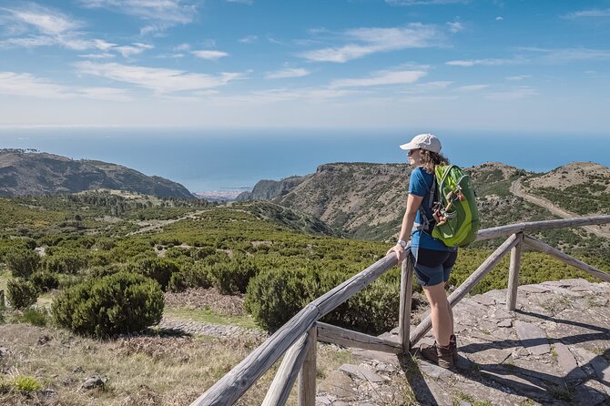 Stairway to Heaven: Pico do Areeiro in Madeira Island - Pickup from your hotel and the guide-run vibe