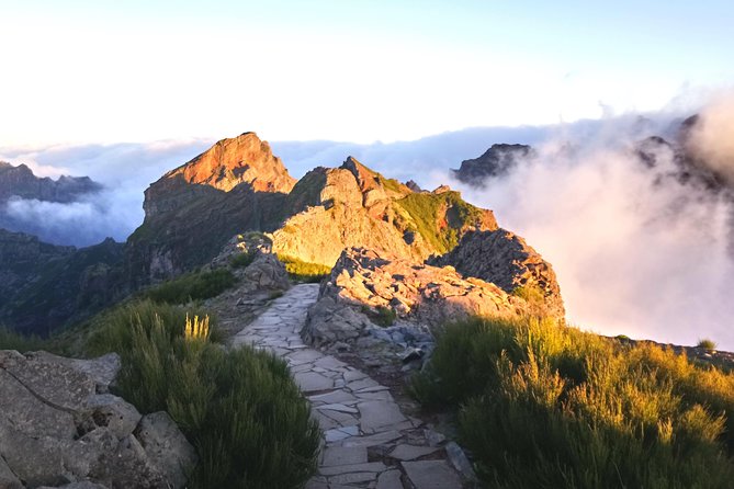 Sunrise Guided Hike PR1 Pico do Areeiro Pico Ruivo small group - Small Group Size: Why Up to 8 People Feels Like a Different Tour