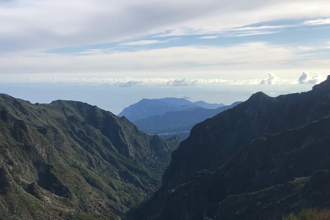Sunrise & Hike : Pico do Areeiro to Pico Ruivo - Private Guided - Walking math: what 7 km, 2.5 km, and 10 km really mean for your body