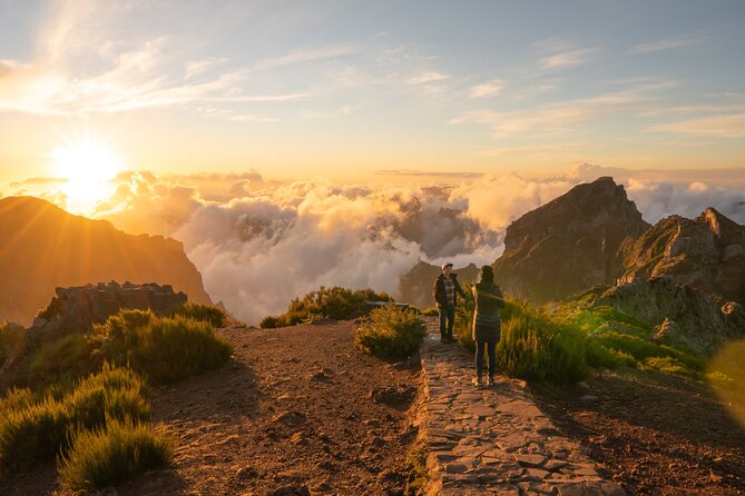Sunset Tour @ Pico Do Areiro | Half Day 4x4 Tour - Why Pico do Arieiro at sunset feels different