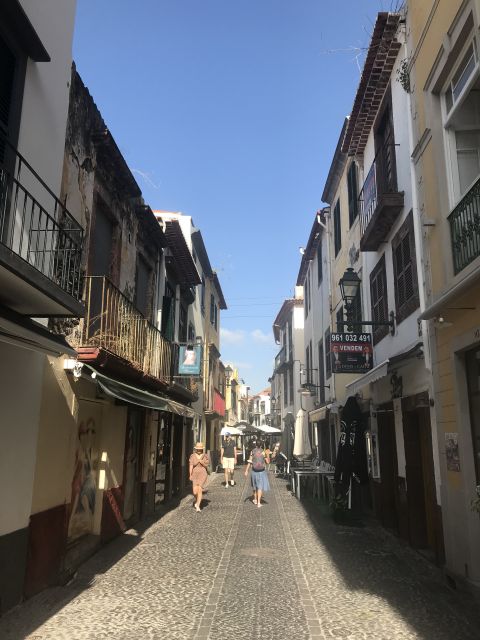 Taste Funchal: food, wine and cultural tour - Madeira wine tasting: what you’re really learning