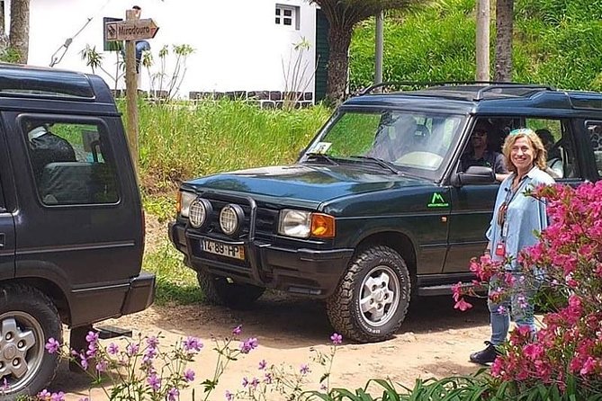 Traditional Sunday Market - Half Day Tour - 4x4 - Quinta Santo António da Serra: a short stop with a focused feel