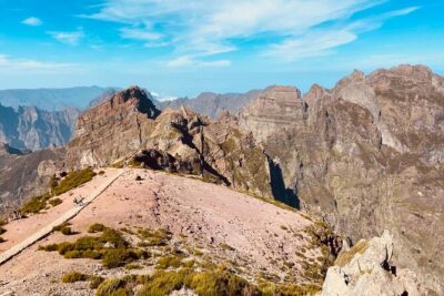 Transfer from Achada do Teixeira to Pico do Arieiro - Pickup at Mountain Spot Café: Show Up Smart