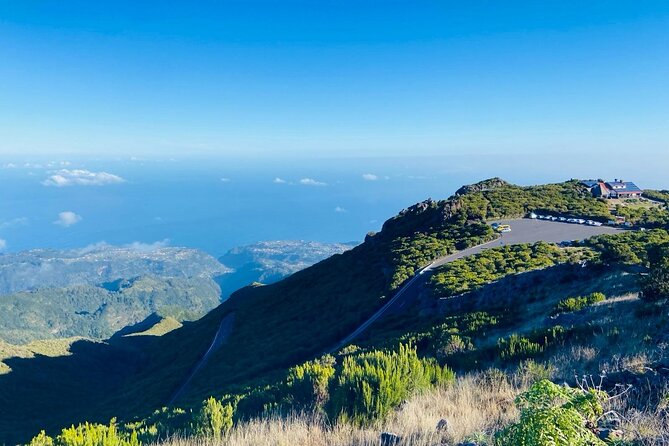 Transfer from Achada do Teixeira to Pico do Arieiro - Who Should Book This (and Who Should Skip It)