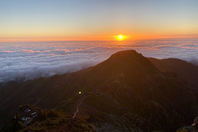 Transfer to Picos da Madeira - Pico do Arieiro and Pico Ruivo - Achada do Teixeira: The Connector That Keeps the Day Flowing
