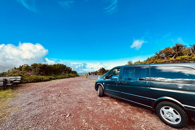 West Madeira Island Guided Tour & Fanal Mystic Forest - Veu da Noiva viewpoint: end with a waterfall moment
